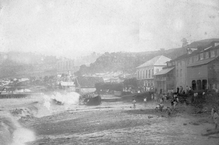Saint-Pierre. Raz de marée du 05 mai 1902
