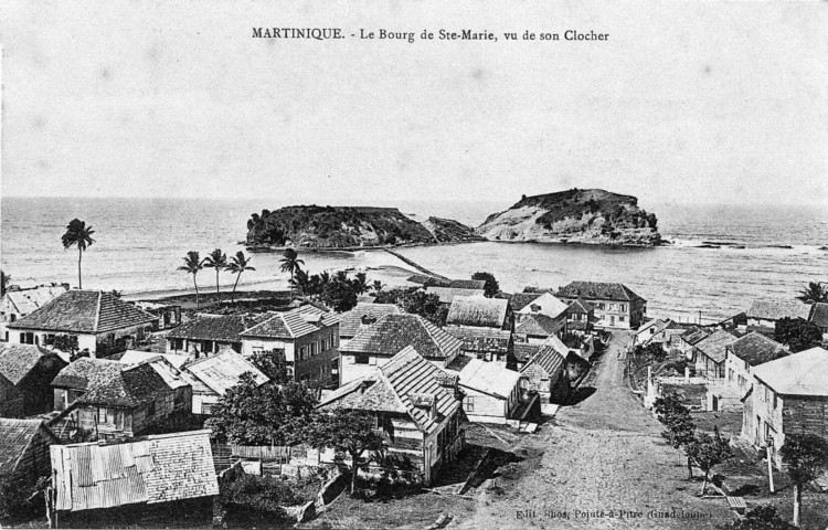 Martinique. Le bourg de Sainte-Marie, vu de son clocher