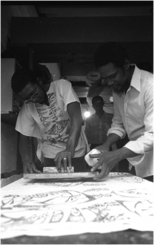 Fort-de-France, centre-ville. Réalisation artistique entre les plasticiens Ernest Breleur et Serge Richol