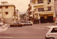 Martinique. Fort-de-France. Boulevard du Général de Gaulle, au fond avenue Jean Jaurès