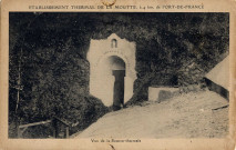 Martinique. Fort-de-France. Vue de la Source thermale de Moutte