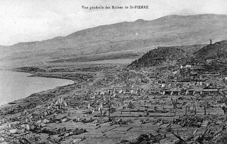 Vue générale des ruines de Saint-Pierre