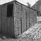 Les Anses d'Arlets (Grand Anse), Diamant (Anse Cafard), Schoelcher (Fond Lahaye). activités artisanales de pêche ; la Maison du Bagnard