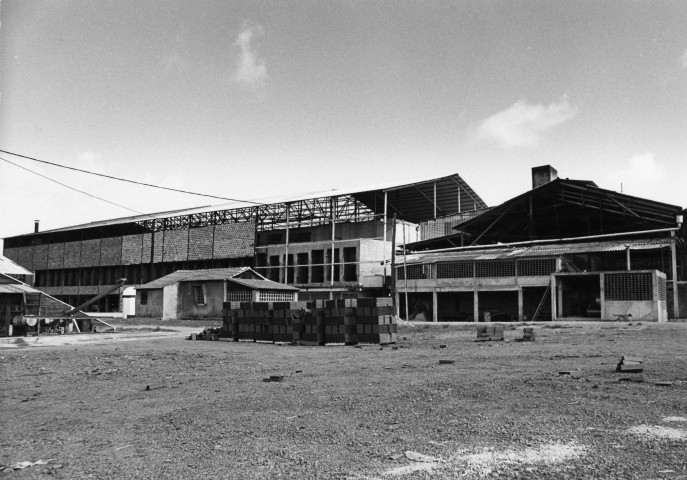 Trois-Ilets : usine La Poterie