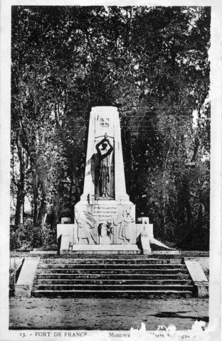 Martinique. Fort de France. Monument aux Morts