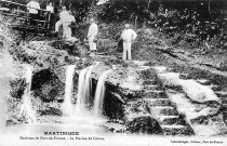 Martinique. Environs de Fort-de-France. La piscine de Colson