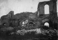 Saint-Pierre. Ruines de l'église du Fort après l'éruption