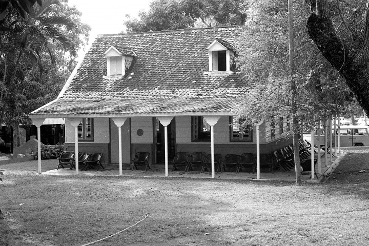 Le Carbet, Case-Pilote, Fort-de-France. Reportage sur l'architecture martiniquaise des édifices religieux et publics à l'habitat de particulier