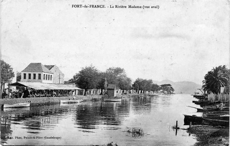 Fort-de-France. La Rivière Madame (vue aval)