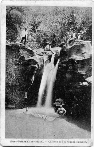 Saint-Pierre (Martinique). Cascade de l'habitation Salleron