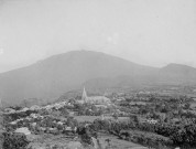 Martinique. Le Morne-Rouge détruit par l'éruption du 30 août 1902