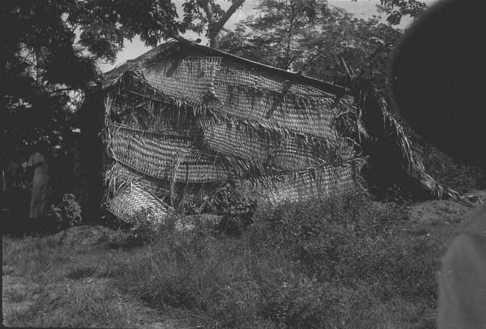 Prêcheur. Case en feuilles de cocotiers tressés