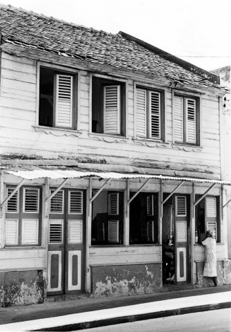 Rivière-Salée : maison du bourg