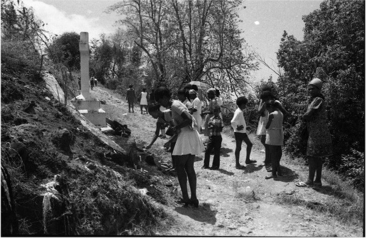 Fort-de-France. chemin de croix, marche religieuse vers le Calvaire