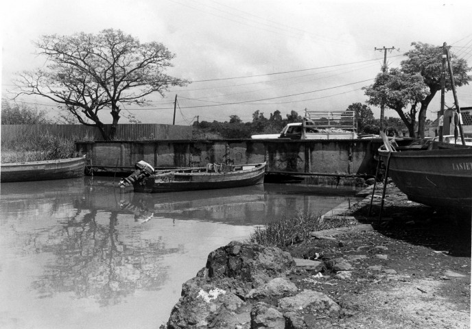 Lamentin : pont du Calebassier