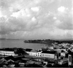 Fort-de-France. Vue générale de la baie et de ses installations