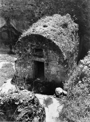 Saint-Pierre. Ruines de la prison, cachot de Cyparis